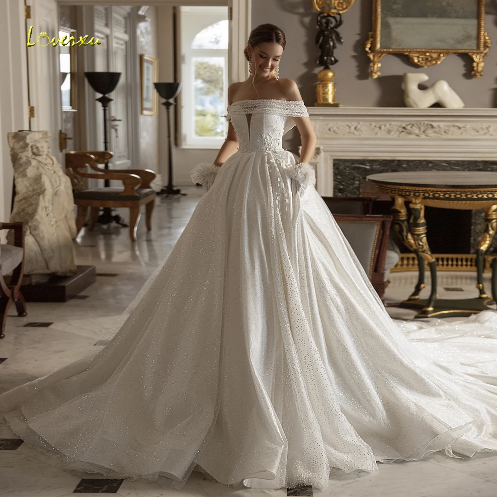 

Винтажное свадебное платье-бальное платье Loverxu с вырезом «сердечко», открытыми плечами, кружевной вышивкой, на заказ