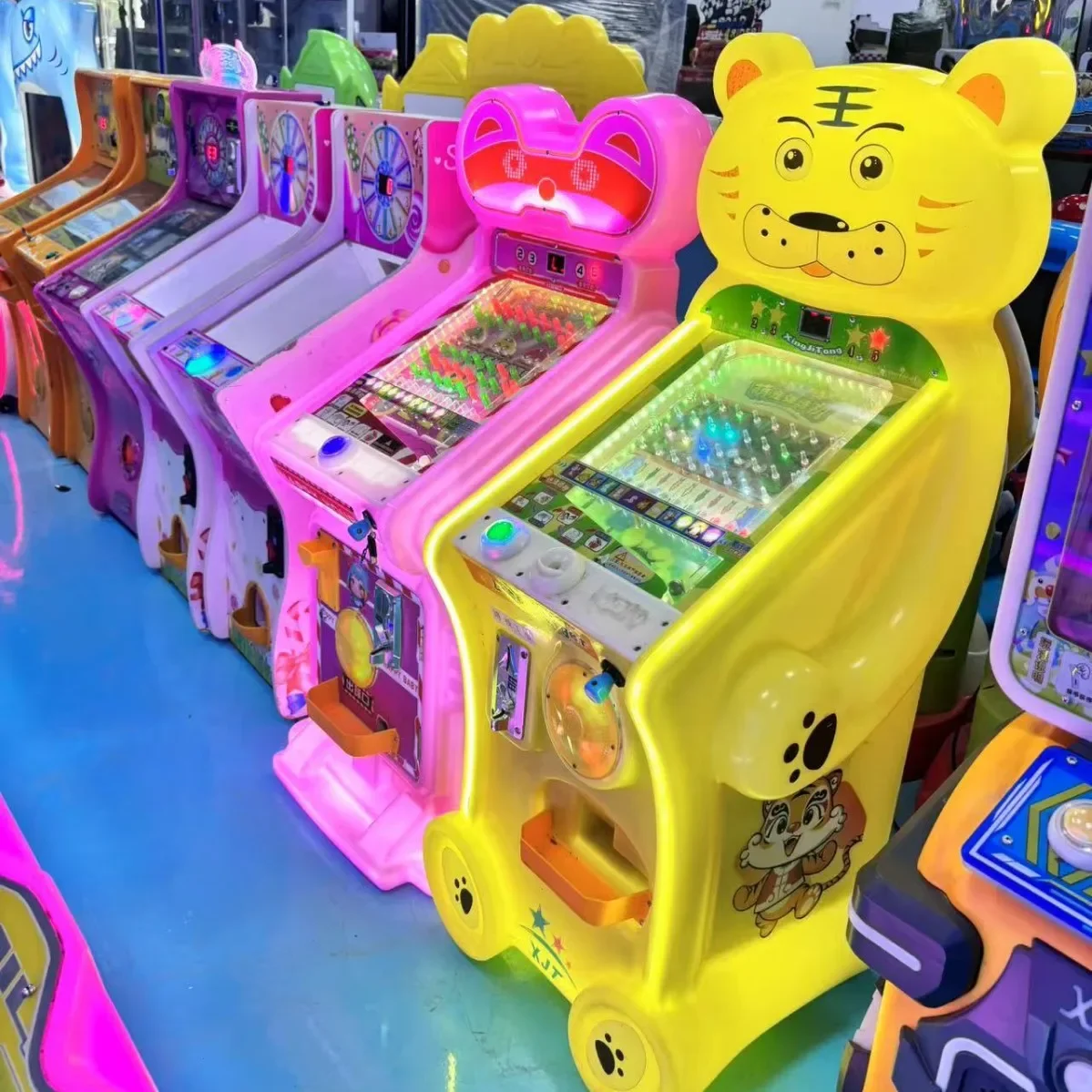 Hot Sale Coin Operated Pinball Machine Cheap Arcade Little Tiger Pinball Machine Games Video Pinball Machine