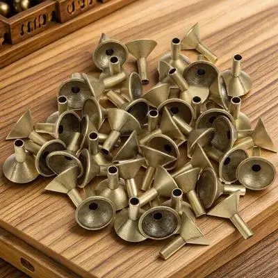 

50 pcs Alloy Incense Cone Holder Backflow Smoke Flow Design Portable Burner For Living Room Bedroom Yoga Study Censer Rack