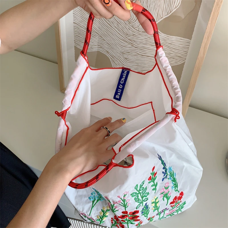 Youda New Fashion Vintage Floral Nylon Fabric Hand Bag for Women Embroidery Large Casual Capacity Shopping Tote Bags Hand Bag