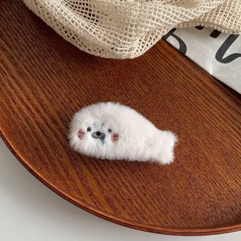 Urocza spinka do włosów w kształcie małej foki, uniwersalna ozdoba do włosów na jesień i zimę, urocza spinka do grzywki dla zwierząt, spinka do włosów na bok, do ujarzmiania niesfornych kosmyków.