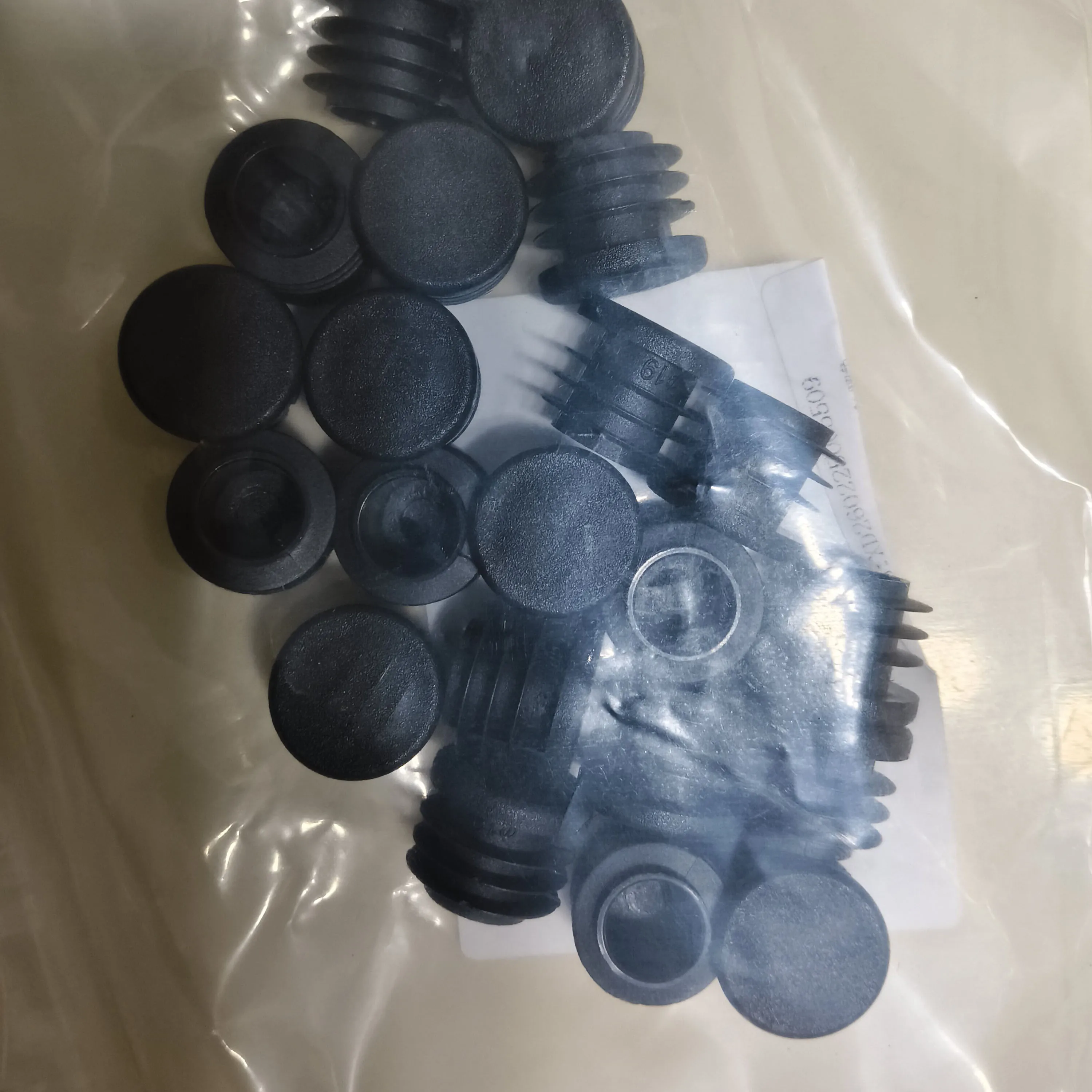 Black Round Plastic Plug Round Pipe Plug Foot Pad Steel Pipe End Cover Round Table and Chair Foot Cover Furniture Hole Plug