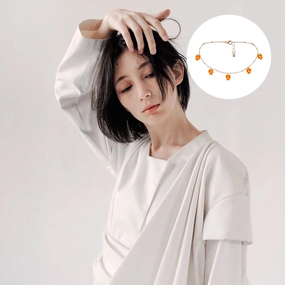 

Handmade Beaded Daisy Tassel Necklace Choker Necklaces for Woman Clavicle Pendant Charming Orange Beads Creative Miss