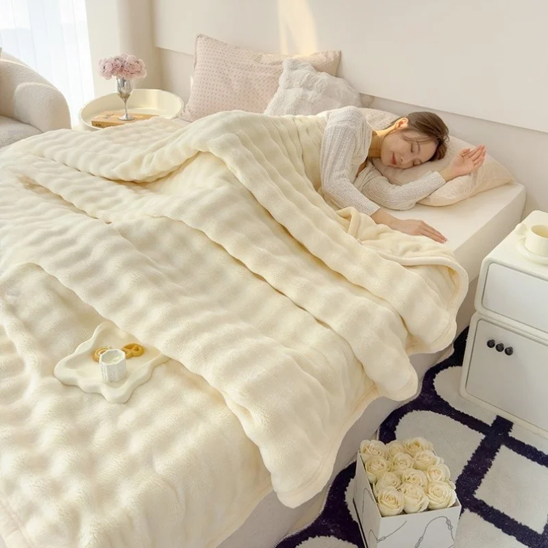 

Ultra-Thick Fluffy Blanket 2025 New Winter Luxury Coral Fleece with Inner Casual Style Double-Sided Color