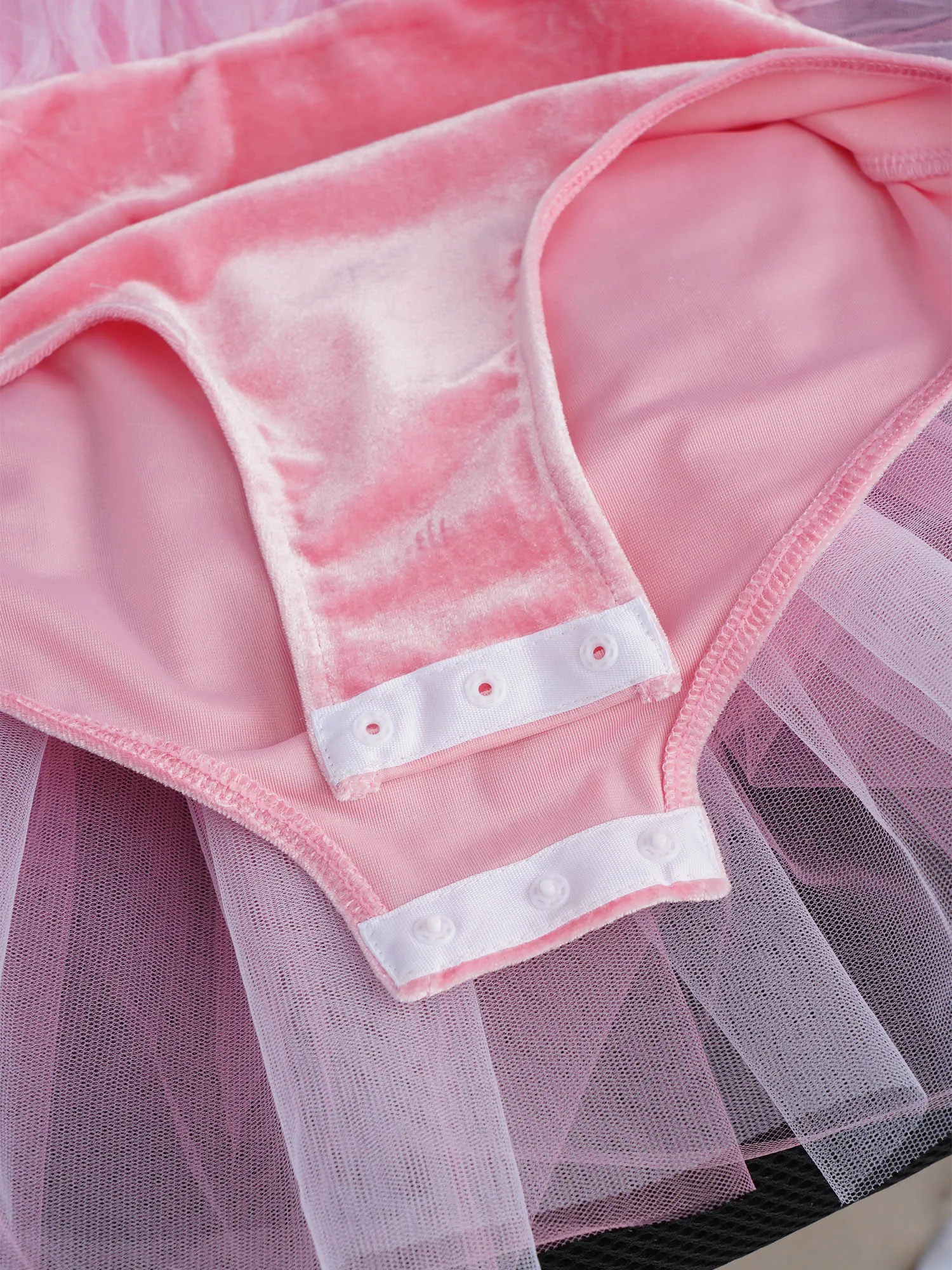 Kids Girls Ballet Tutu Dresses Bowknot Puff Sleeves Ballerina Velvet Tulle Dress Gymnastics Leotard Princess Party Dance Dress
