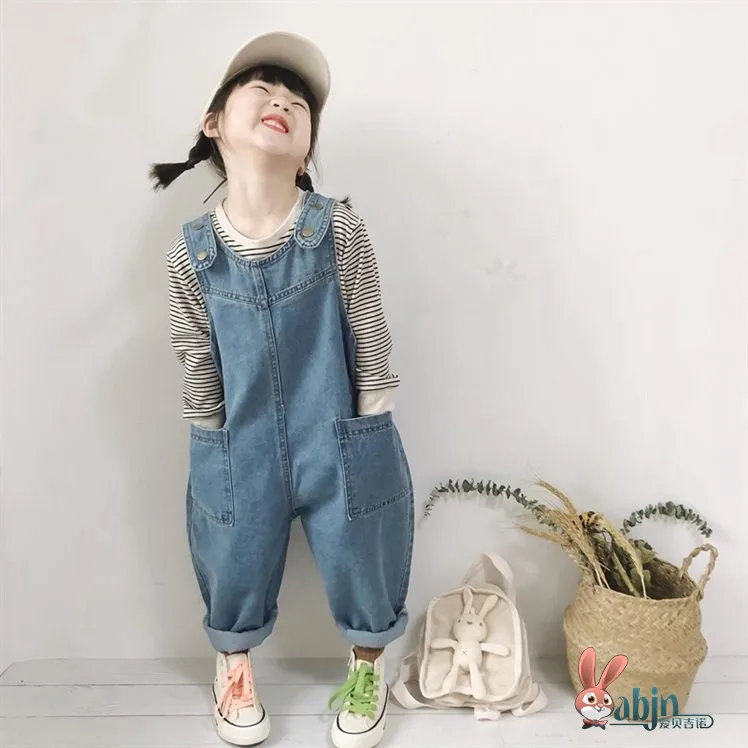 

Удобные детские джинсы ABEYINUOR Love Beige Noor: свободные джинсовые брюки для девочек, милые, с большим вырезом для подгузника, весна-осень, новый стиль