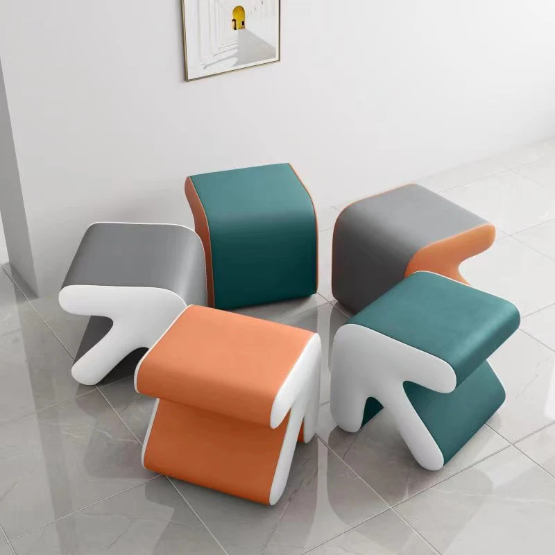 

Creative Versatile Arrow Stool, Nordic Trendy Stool, Home Entry & Living Room Shoe Bench, Waterproof Scratch-Resistant Small