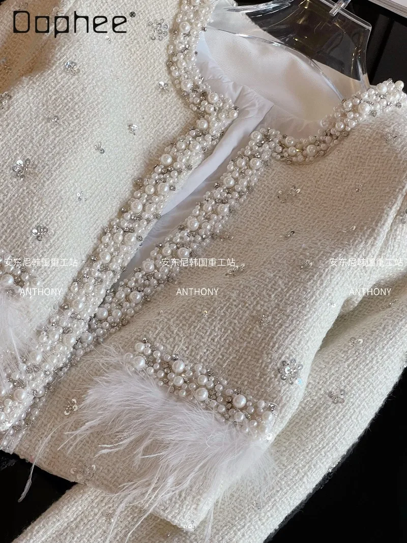 Winter Socialite Elegant Quilted Thickened Short Coat Women Heavy Beading Rhinestone Feather Patchwork Round Neck Tweed Coat