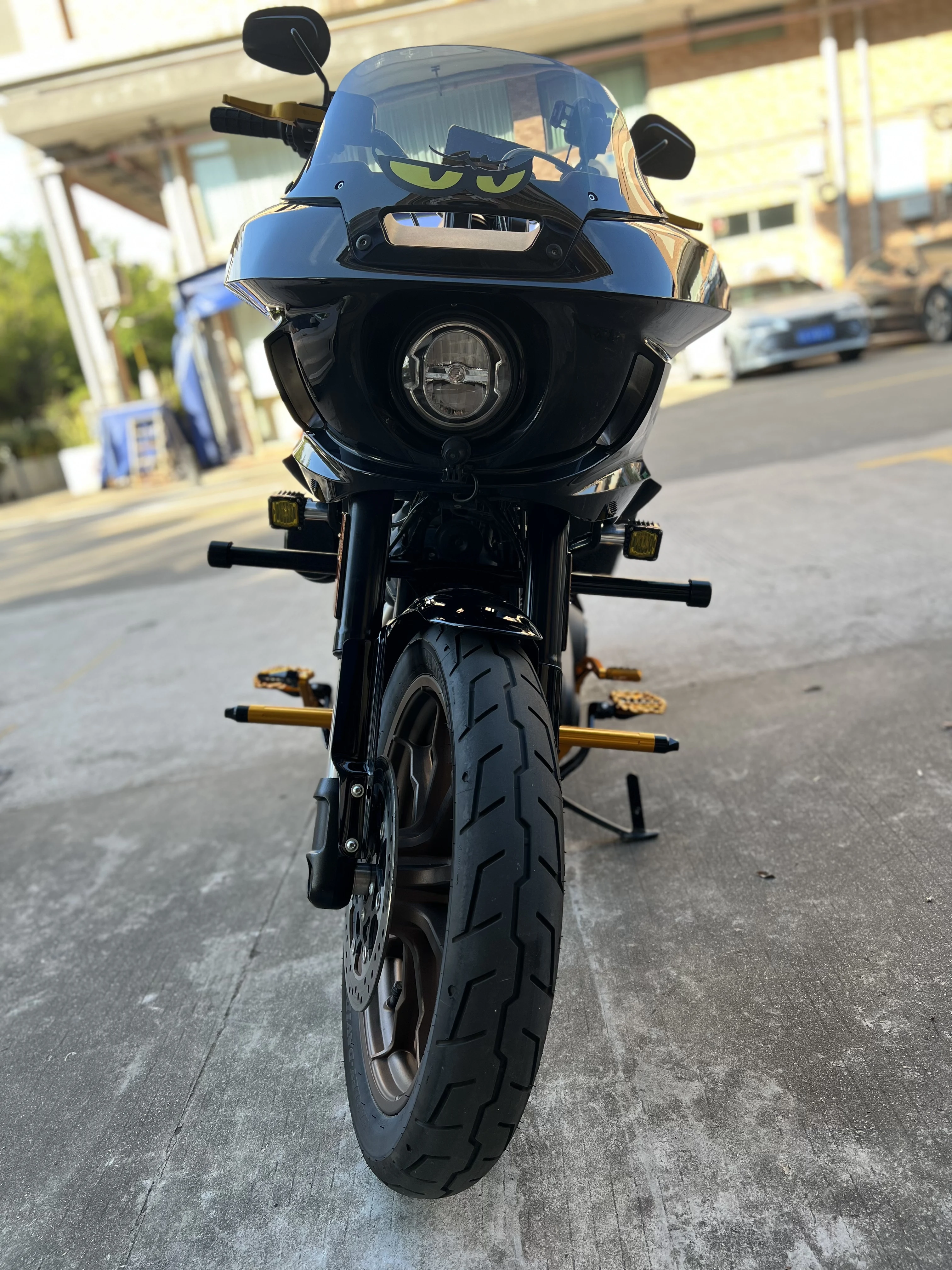 Image of LED-Blinker- und Lauflicht-Set für 2022–2025 Harley Softail Low Rider ST FXLRST – Motorradzubehör mit hoher Helligkeit