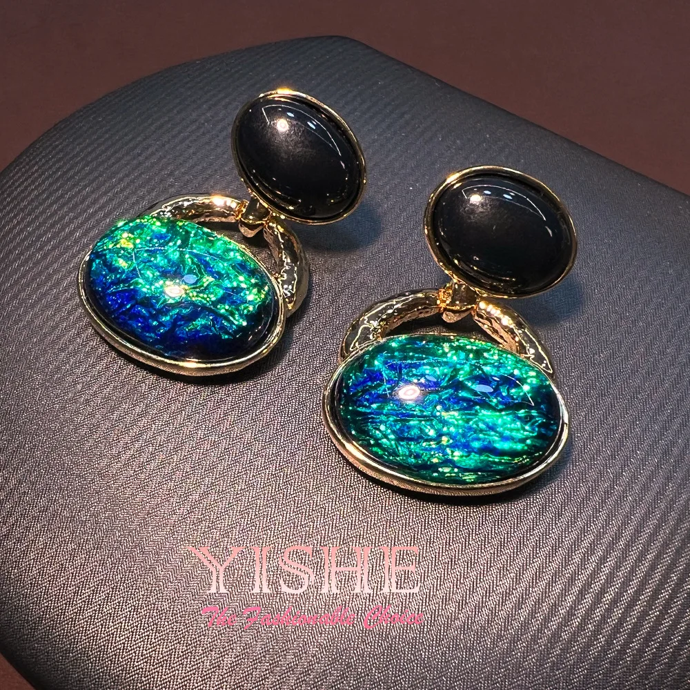 French colorful oval bag earrings vintage autumn and winter new versatile court style medieval plated real gold earrings