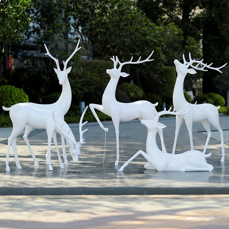 抽象的なニホンジカのグラスファイバー彫刻装飾、屋外庭園景観装飾ショッピングモール