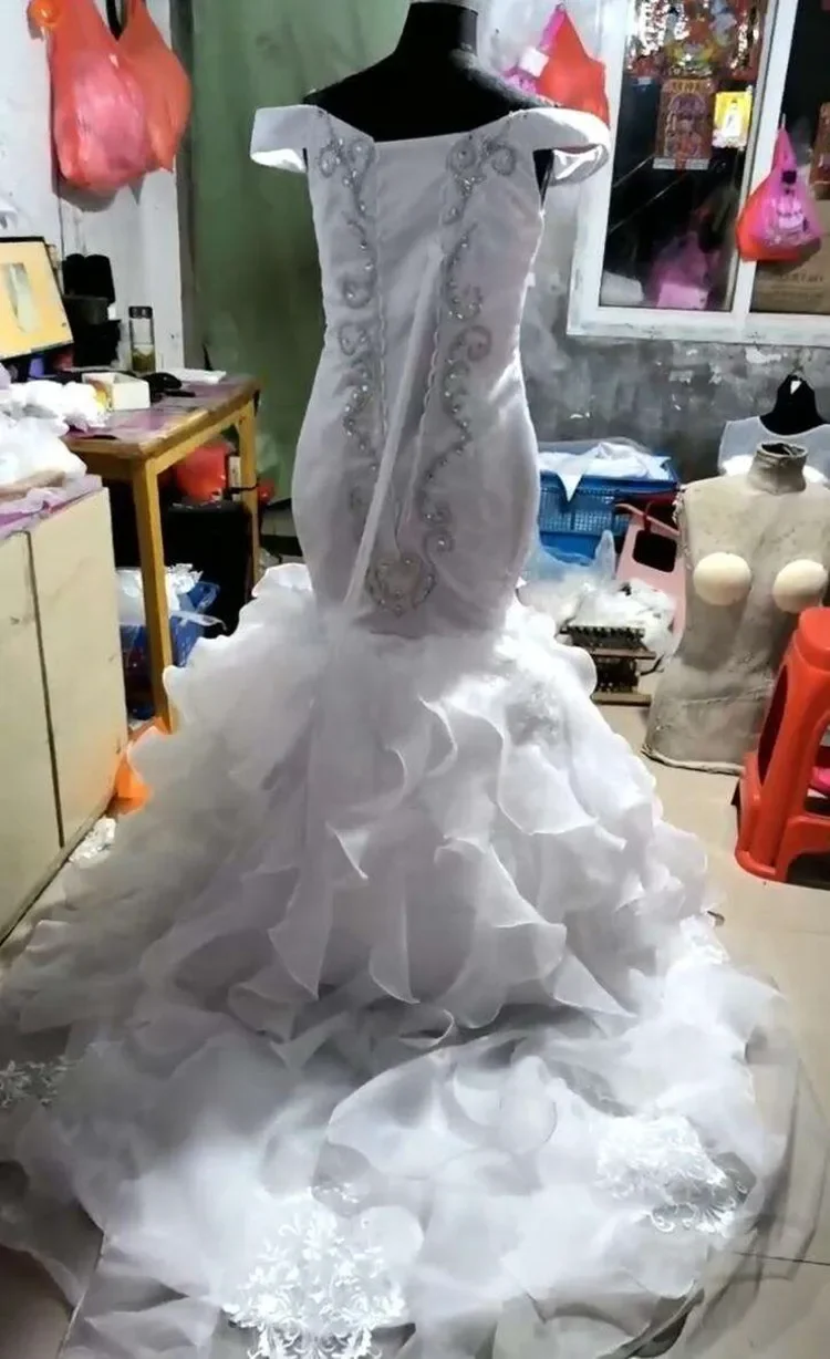 Customized Sweetheart Shinny Crystals Beads Wedding Dress Robe De Marriage Off The Shoulder Tiered Organza Mermaid Bridal Gown