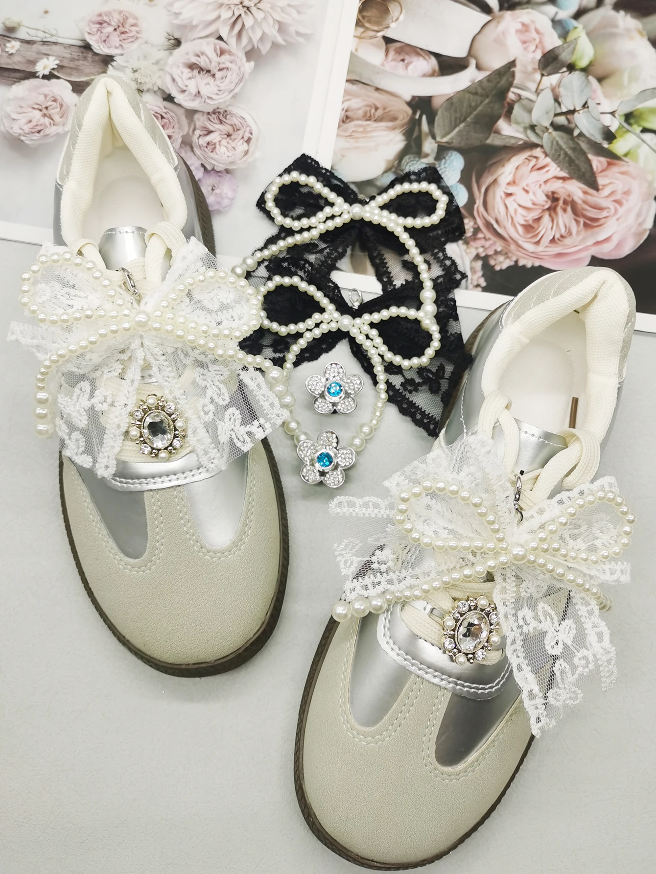 4PCS Barock Stil Spitze Bowtie Schuh Anhänger Blume Schnürsenkel Charms Schnürsenkel Schnallen DIY Dekorationen Schuh Clips Zubehör – Detail 8