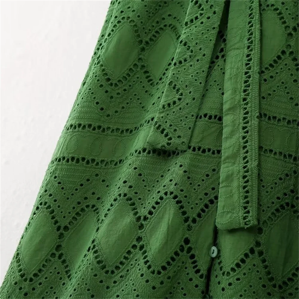 2024zar * Frühling/Sommer neues Produkt heiß verkaufen Damen bekleidung Stil lässig abnehmen aushöhlen besticktes Hemd Stil Kleid