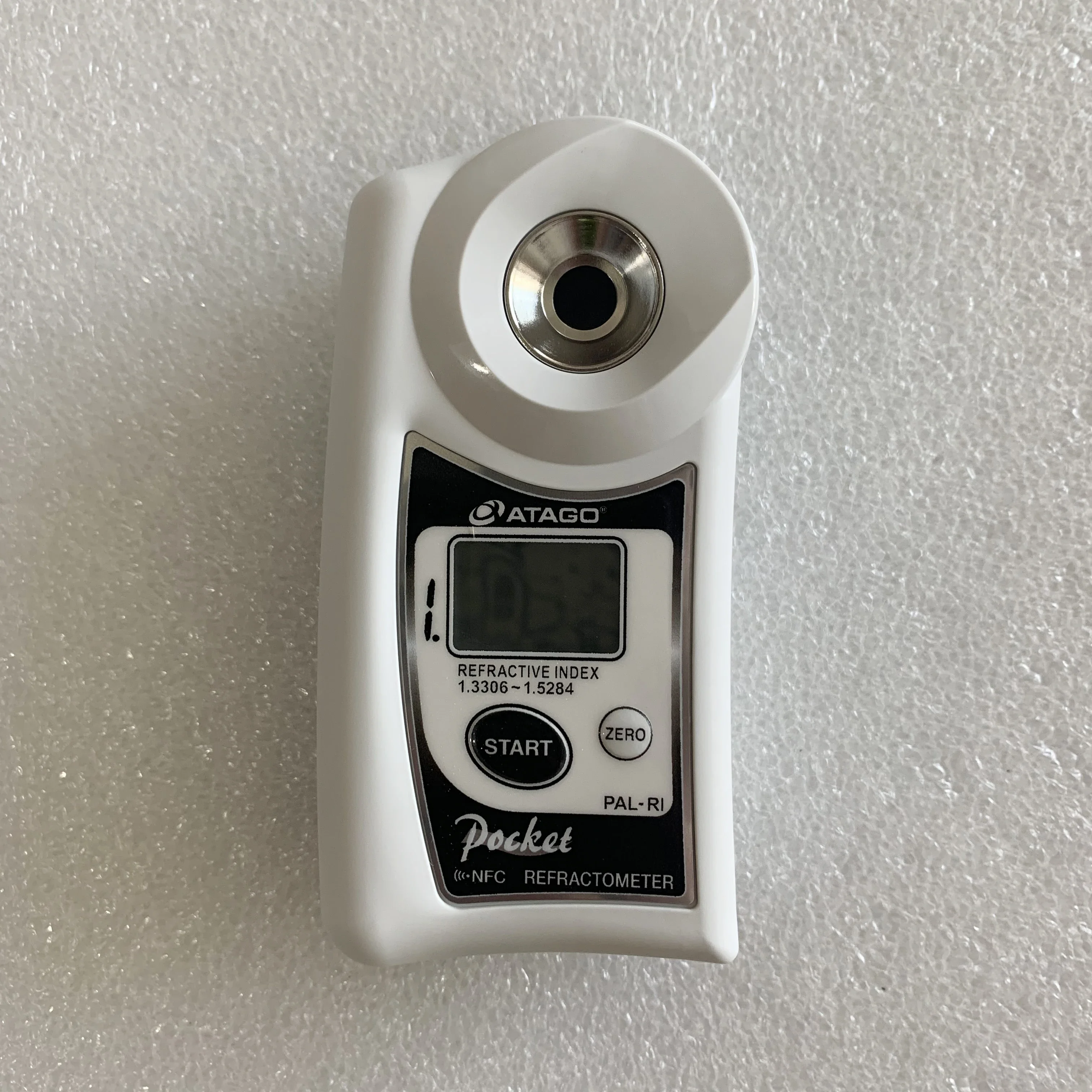 PAL-RI Digital Atago Refractometer (polarimeter) Hand Held 