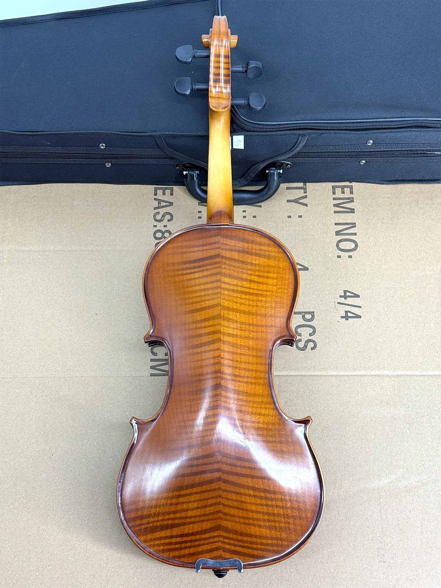 Handmade 4/4 Violin Student Suitable for beginners  Flamed Maple Back/Side - Full Set with  Case+Bow+ Shoulder Rest+Strings+Mute