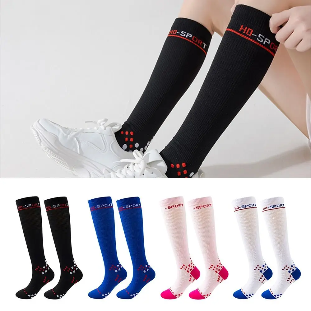 Calcetines deportivos de malla profesionales para mujer, medias transpirables antideslizantes para ciclismo, calcetines para correr de secado rápido