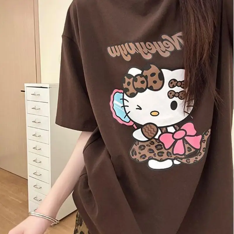 بيجامة لطيفة Hello Kittys Kawaii بأكمام قصيرة تناسب موضة الاتجاه غير الرسمي هدية مريحة للتنفس لصديقتك