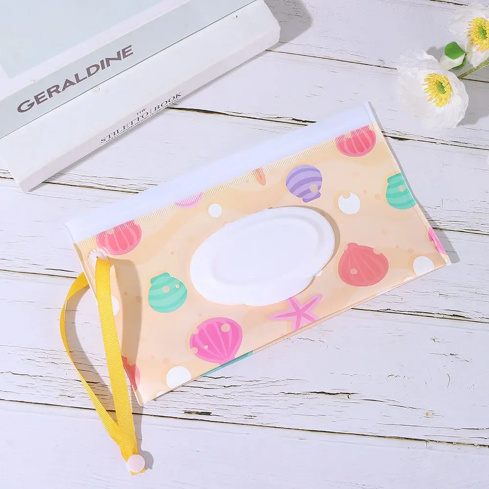 New Baby Wet Wipe Pouch Flip Cover Wipes Holder Case Reusable Tissue Box Refillable Carrying Case Portable Stroller Accessories