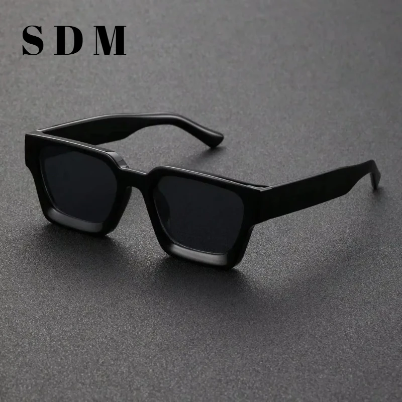 1PC Unisex Plastic Fashion Square Frame Sunglasses For Street Photography And Beach Trips Driving Accessories