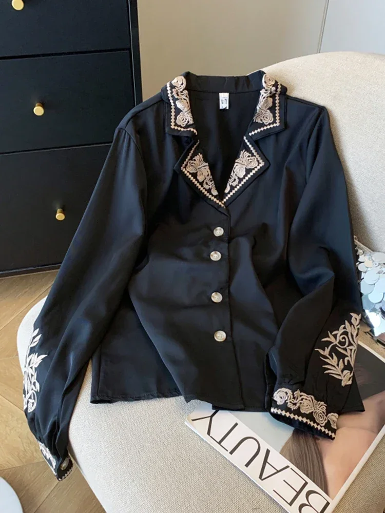 Autumn Women's Suit Collar Embroidered Long Sleeved Chiffon Shirt Elegant Lady Loose and Versatile Shirt Top