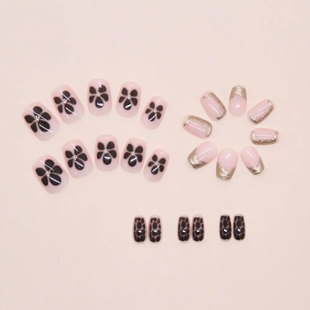 24pcs Short Ballerina False Nails Metallic Irregular Flowers Full Cover Nail Tips French Detachable Press on Nails Women Girls
