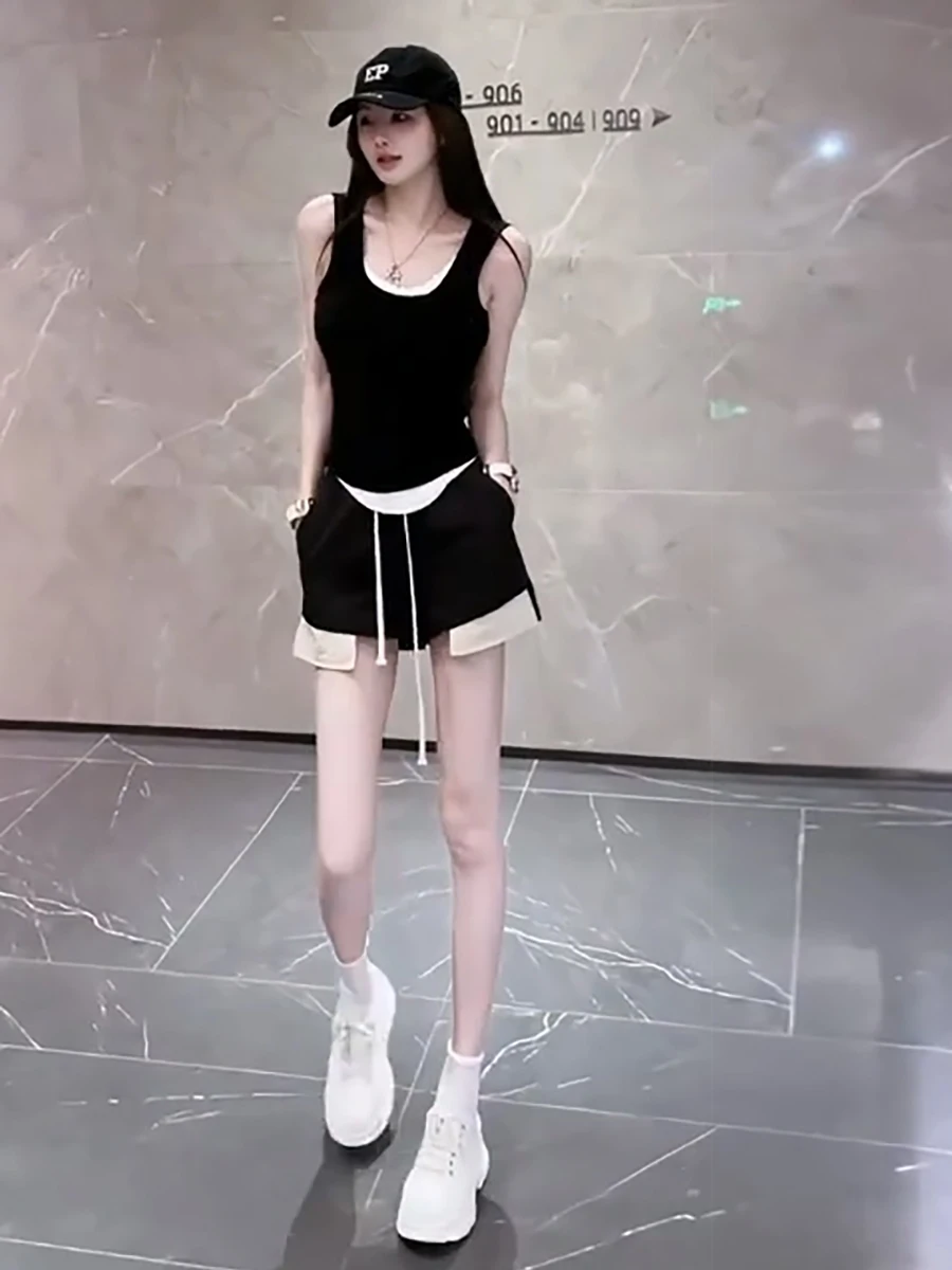 

Летний повседневный спортивный костюм для женщин: топ и шорты, комплект из двух предметов, широкие шорты, универсальный модный ансамбль