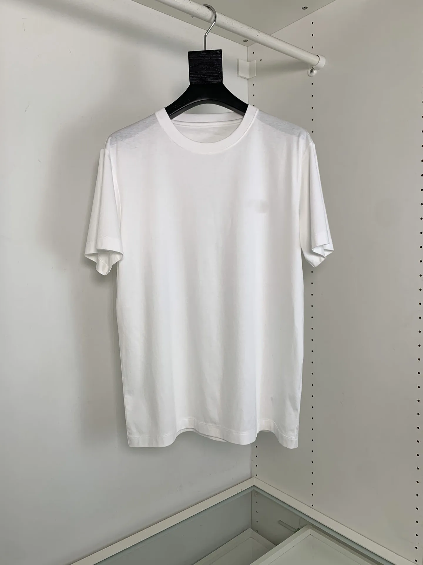 SIJITONGDAIn 2026, the new men's fashion in spring and summer featured 100 mercerized cotton short-sleeved T-shirts M-2XL.