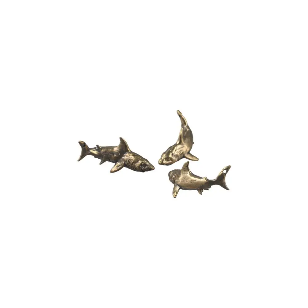 

Cartoon Small Shark Statue Solid Brass Shark Simulation Animal Handicrafts Antique Tea Pet Jewelry Gift