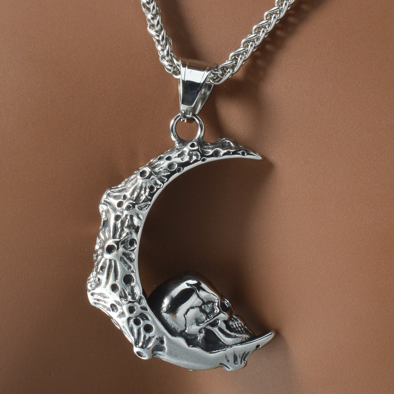 

Moon Skull Pendant Necklace Stainless Steel Gothic Jewelry Religious Mythological Symbol Vintage Retro Unisex Gift for Men Women