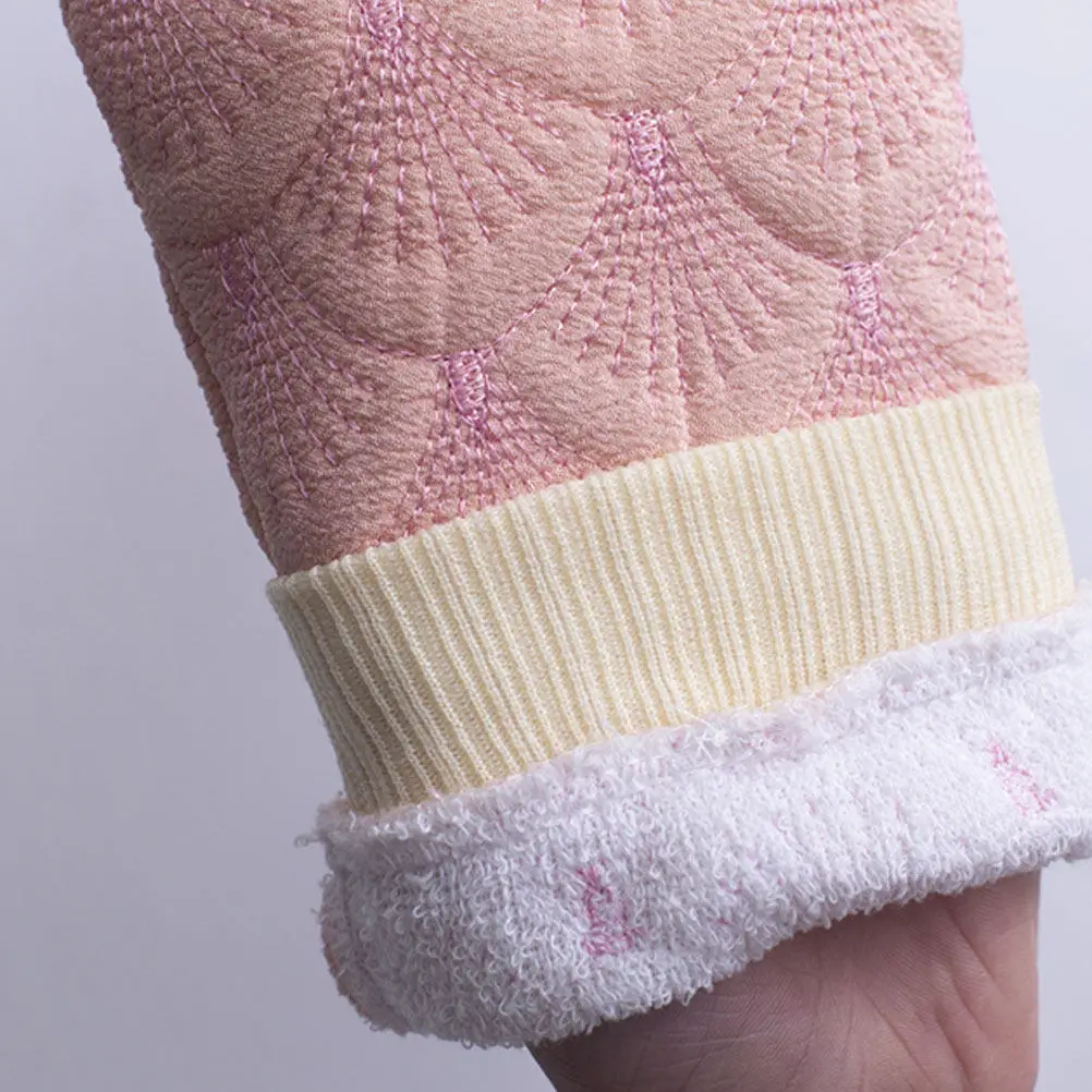 

2Pcs Shower Gloves with Exfoliating Texture Gentle Body Wash Mitt for Dull Dry Skin Reviving Daily Bathing Essential in Pink