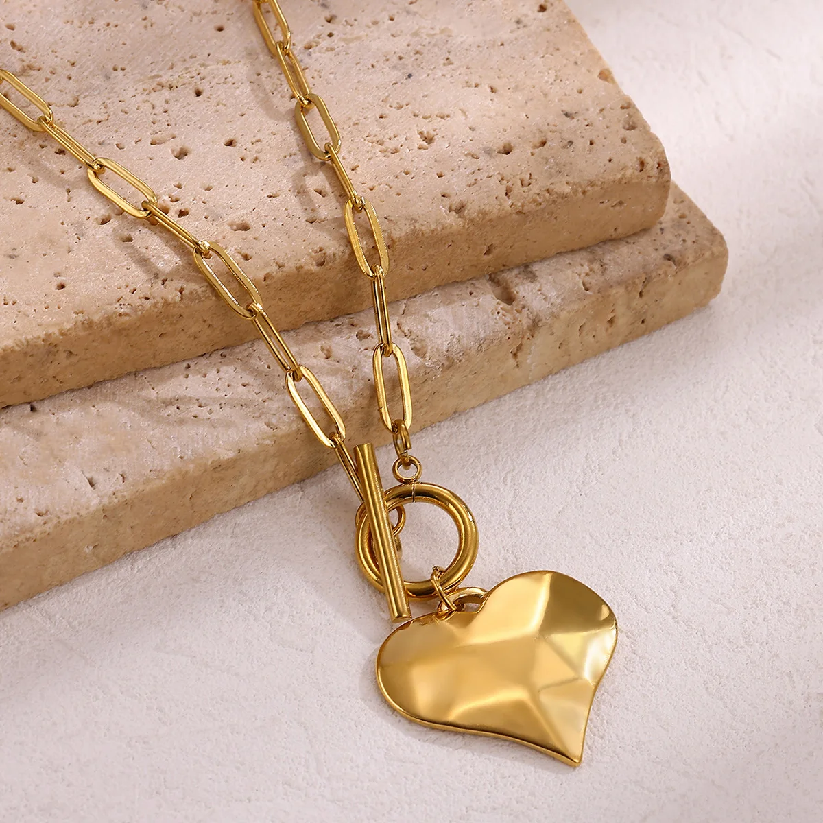 Punk Stainless Steel Love Hear Pendant Necklaces for Women Gold Color OT Buckle Neck Chain Choker Y2K Jewelry Accessories