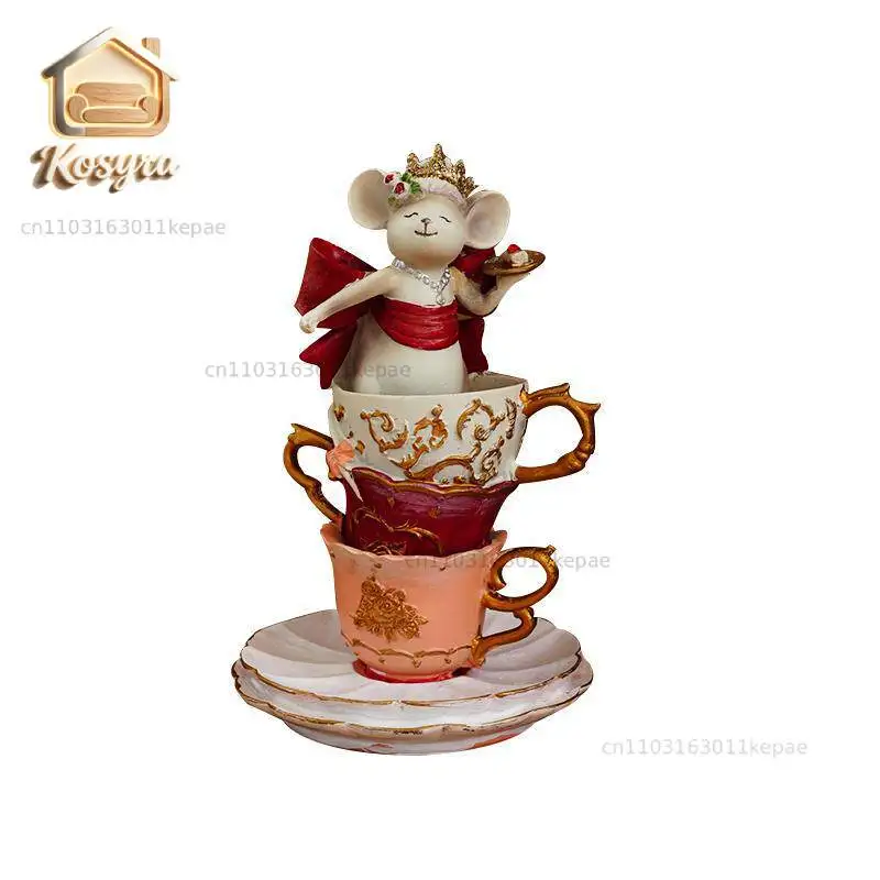 Retro fairy tales, export European teacup mouse queen resin ornaments, collection decoration