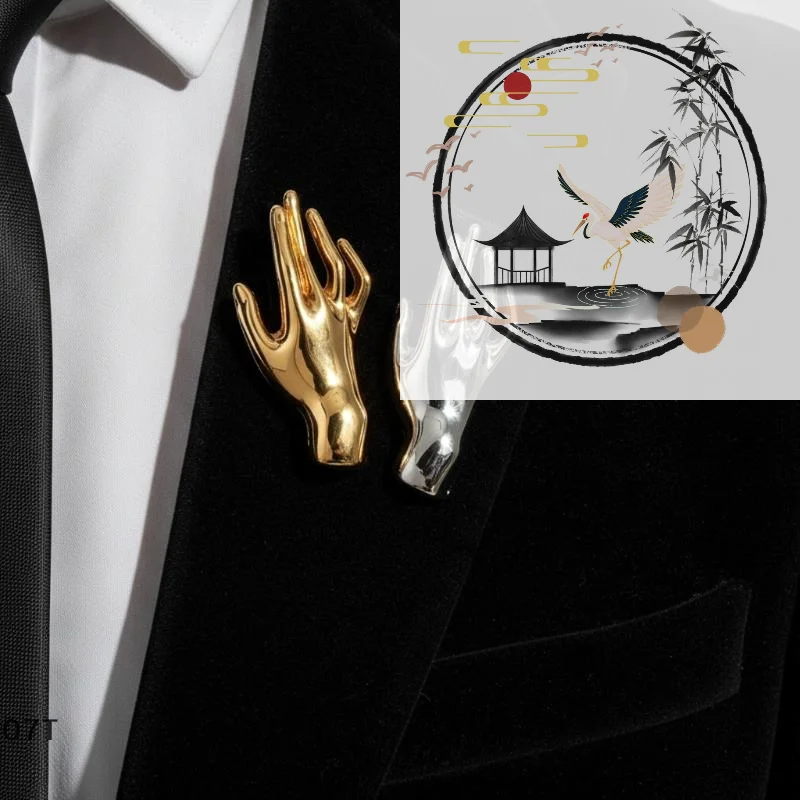 Vintage Hand Gesture Metal Brooch High Polished Smooth Surface Fashion Pin for Women Party Clothing Backpack Decor