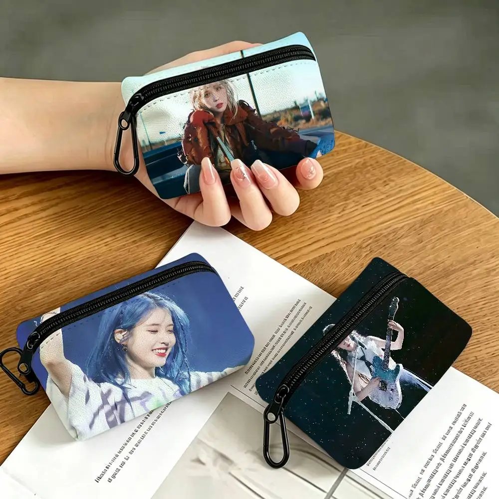 Singer IU Lee Ji Eun Lightweight Oxford Fabric Coin Purse With Black Carabiner Hook Card Holder Earphone Storage Pouch