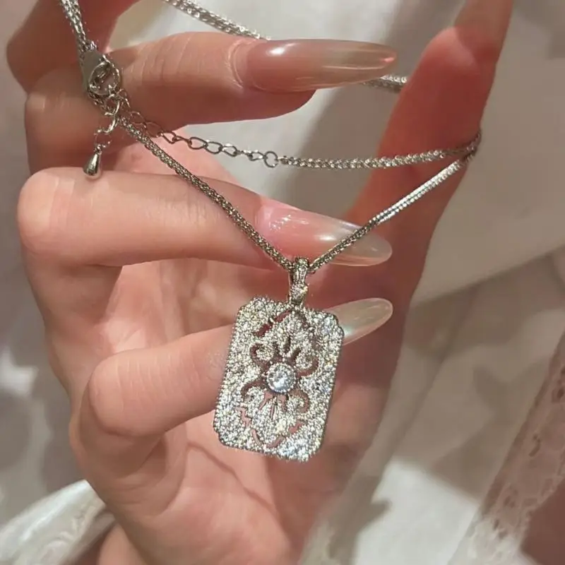 Silver Pendant Necklace Sparkling Cubic Zirconia Vintage Floral Non-Fading Jewelry for Women Weekend Outing Wear