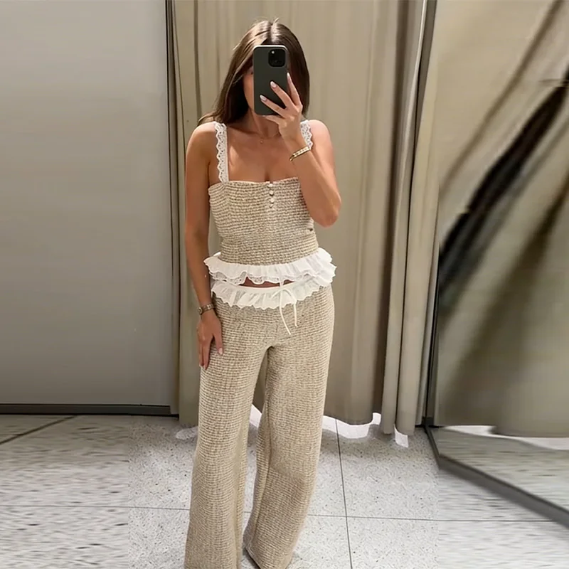 Rench Style Beige Strukturiertes Zweiteiler-Set mit Quadratischem Ausschnitt, Spitzen-Trägerhemd, Rüschensaum und Weiten Hosen für den Urlaub