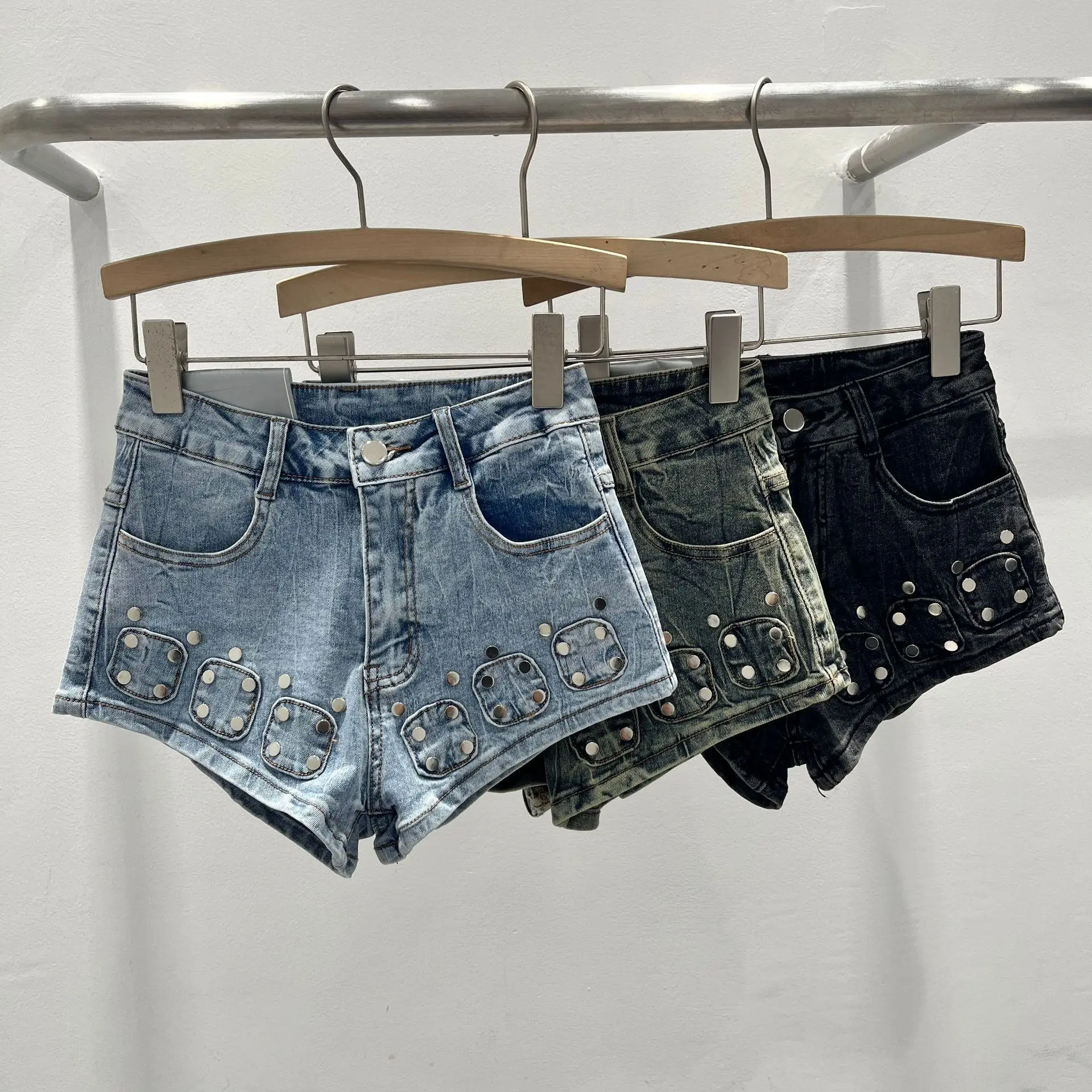 

Women Jeans Denim Shorts Low Waist Shorts Sexy Wrap Buttocks Slim Fit Washed Pockets Distressed Spring Solid Rivet High Street