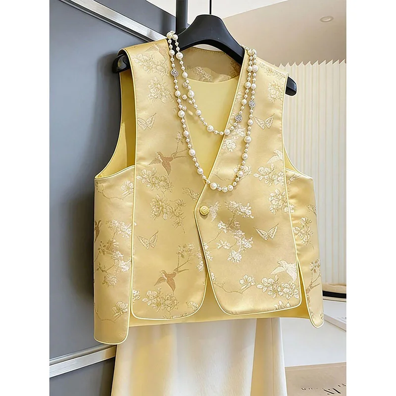 Explosions Spring Summer Yellow V-neck Improved Vest New Chinese National Wind Joker Vest Female Sleeveless Trend Vest