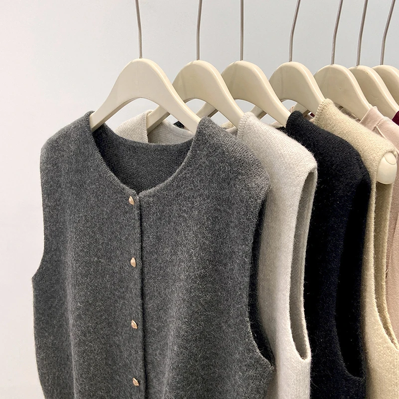 Soft Woolen Knitted Cardigan Women's Style Spring Autumn Fashion Metal Buckle Sweater Vest Layering Open-Shirt Tank Top