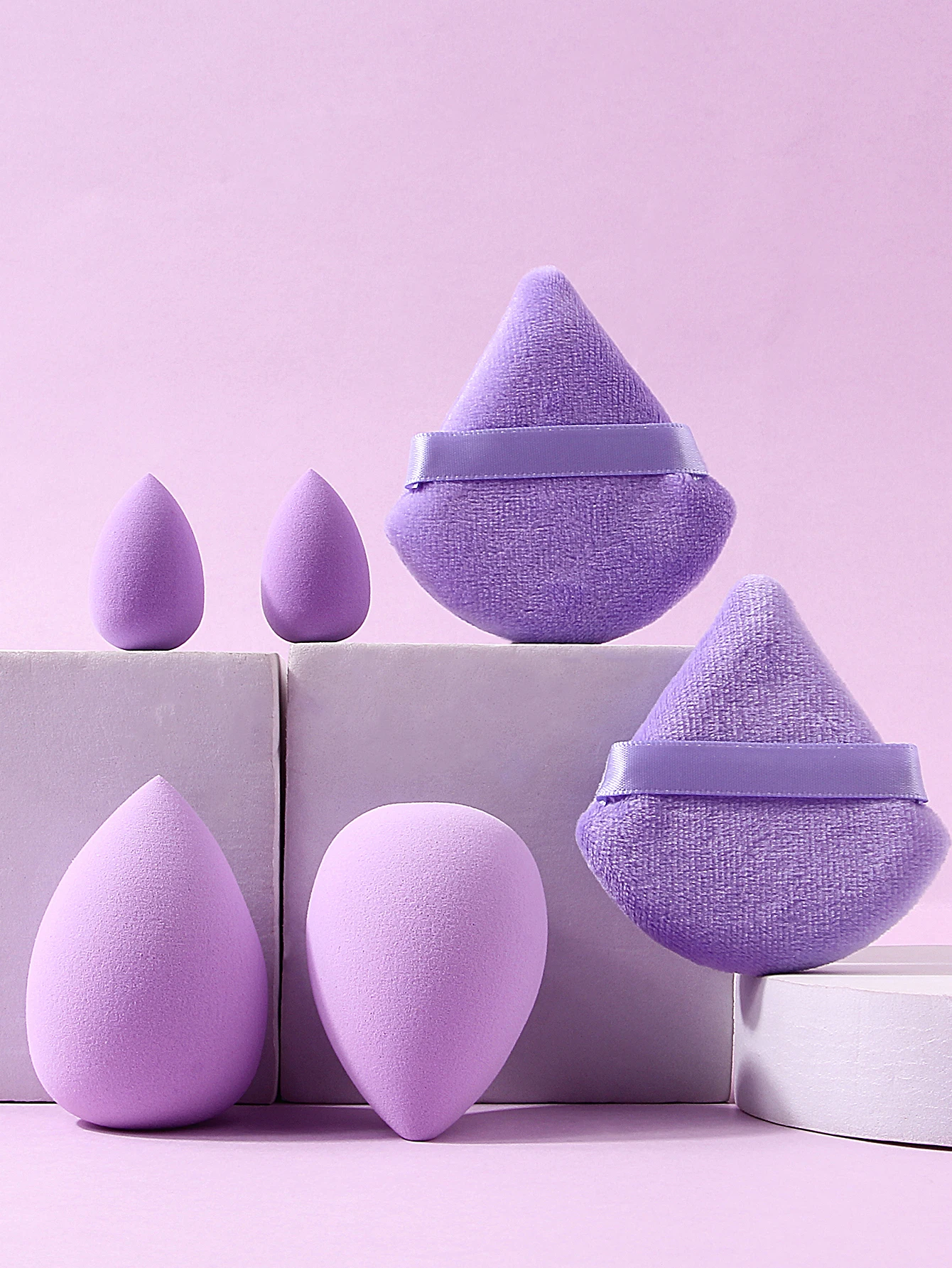 6 zestawów fioletowych gąbek do makijażu - 4 gąbki kosmetyczne + 2 trójkątne puszki do pudru - miękkie narzędzia do makijażu, bez lateksu i wielokrotnego użytku