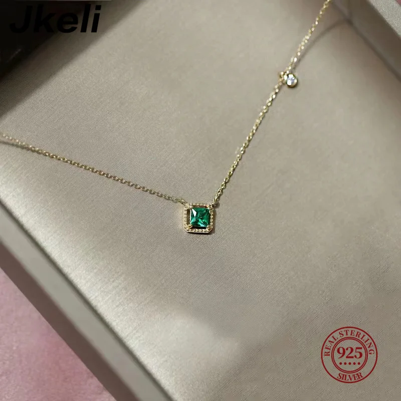 Jkli S925 Sterling Silver Simple Emerald Crystal Chain  Necklace  Women Light Luxury Temperament Plating 14k Gold Jew  New style