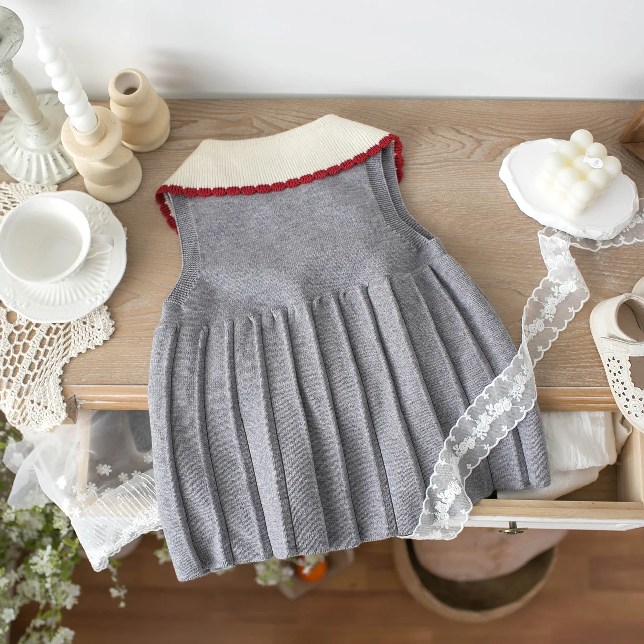 Autumn Girls Knit Vest Dress Baby Collar Cherry Embroidered Sweater Flower Button Dress Sweet Soft and Breathables Clothes