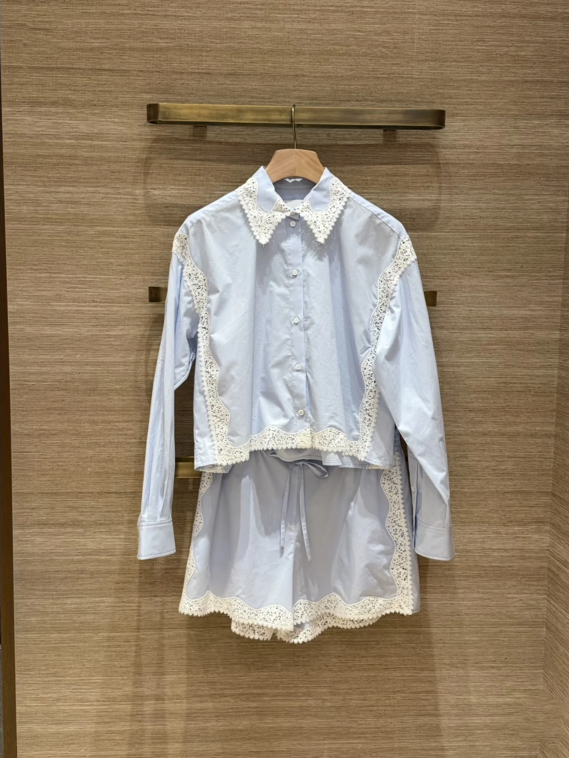 

Heidd Spring 2026 Early Blue Lace Hollow out Patchwork Anti-Aging Shirt Shorts Set Women's Fashion Ensemble Long Sleeve