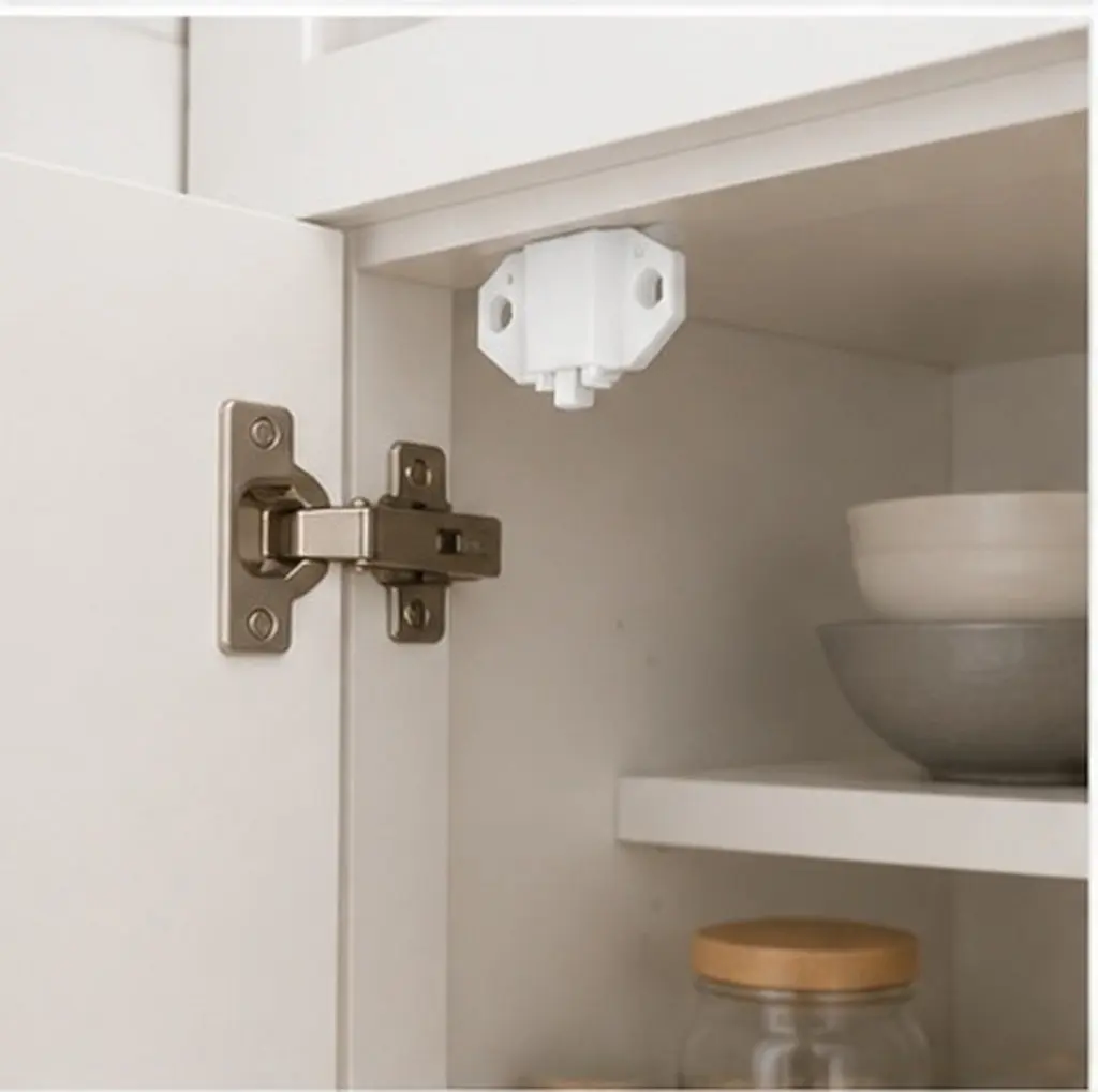 10Sets Balls Catch Latch Door Lock for Closet Cabinet Bookcase Cupboard Wardrobe Furniture Lightweight Compact Sturdy Plastic