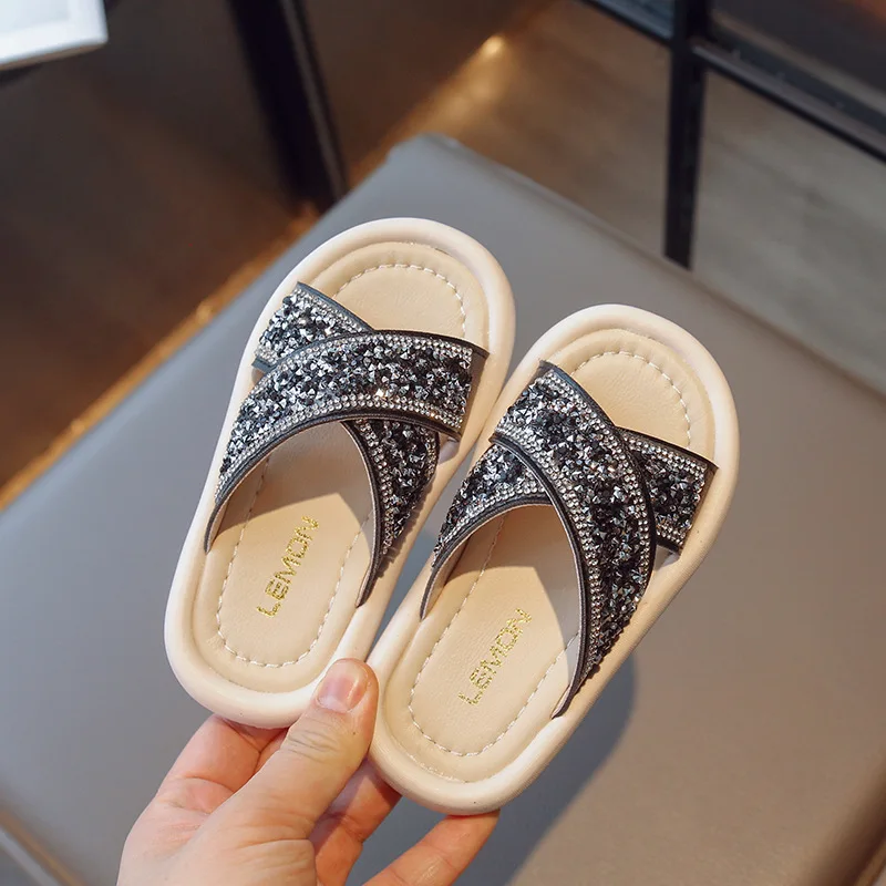 Summer Kids Slippers for Girls Rhinestone Beach Shoes Fashion Glitter Cross Belt Princess Shoes Comfortable Soft Sole Sandals