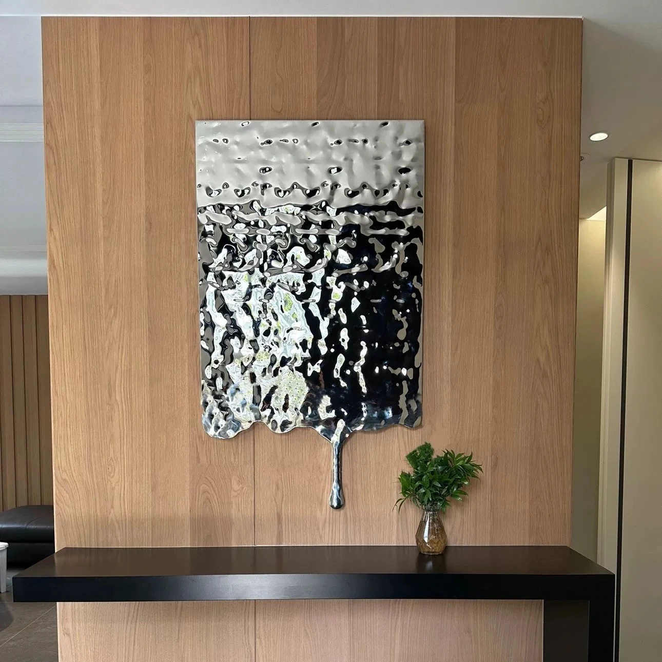 Modern simple stainless steel water ripple water drop wall hanging wall decoration villa art decoration mural