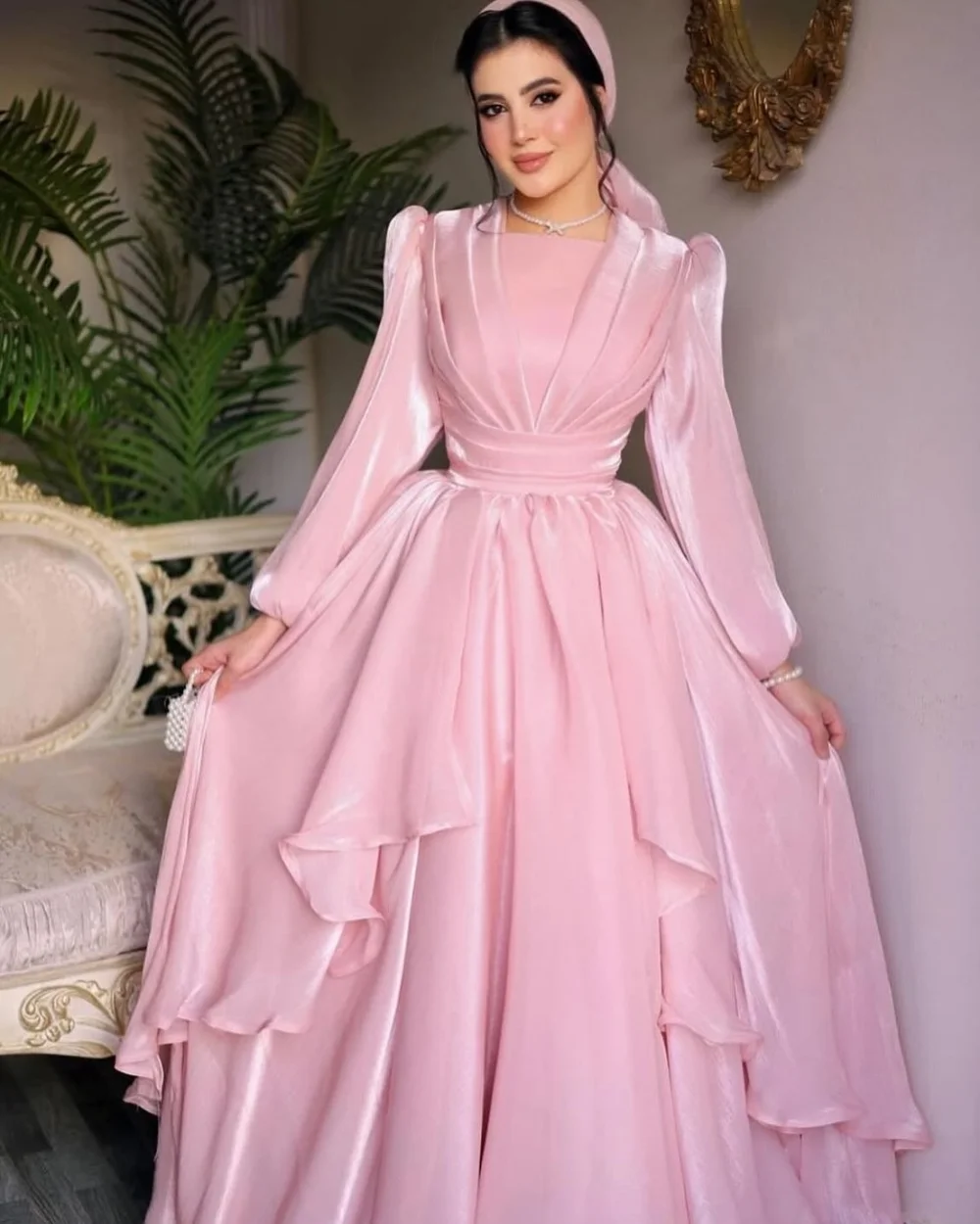 Customized Classic Charmeuse Tiered Draped Pleat A-line Poretrait Long Dresses Bespoke Occasion Dresses Exquisite Fashion Retro
