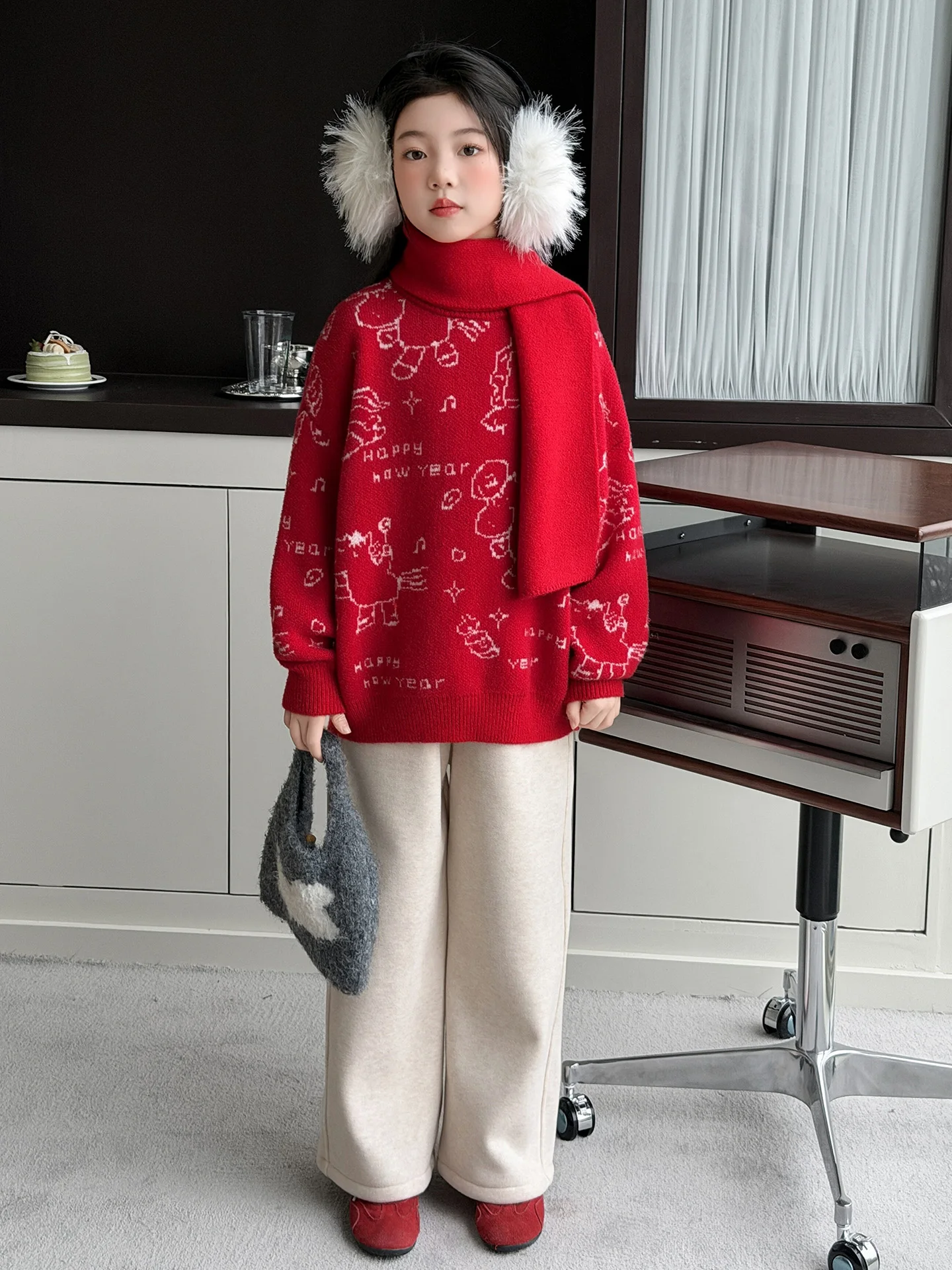 

Утепленный флисовый комплект детской одежды: осенне-зимний комплект из двух предметов для девочек – брюки с высокой талией и свитер с длинными рукавами, модный.