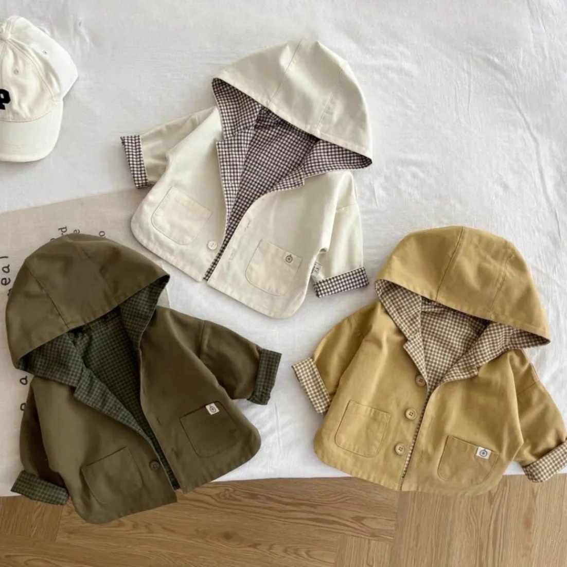 2026 new hooded trench coat, children's stylish Korean top, spring and autumn clothing, children's versatile hoodie cardigan
